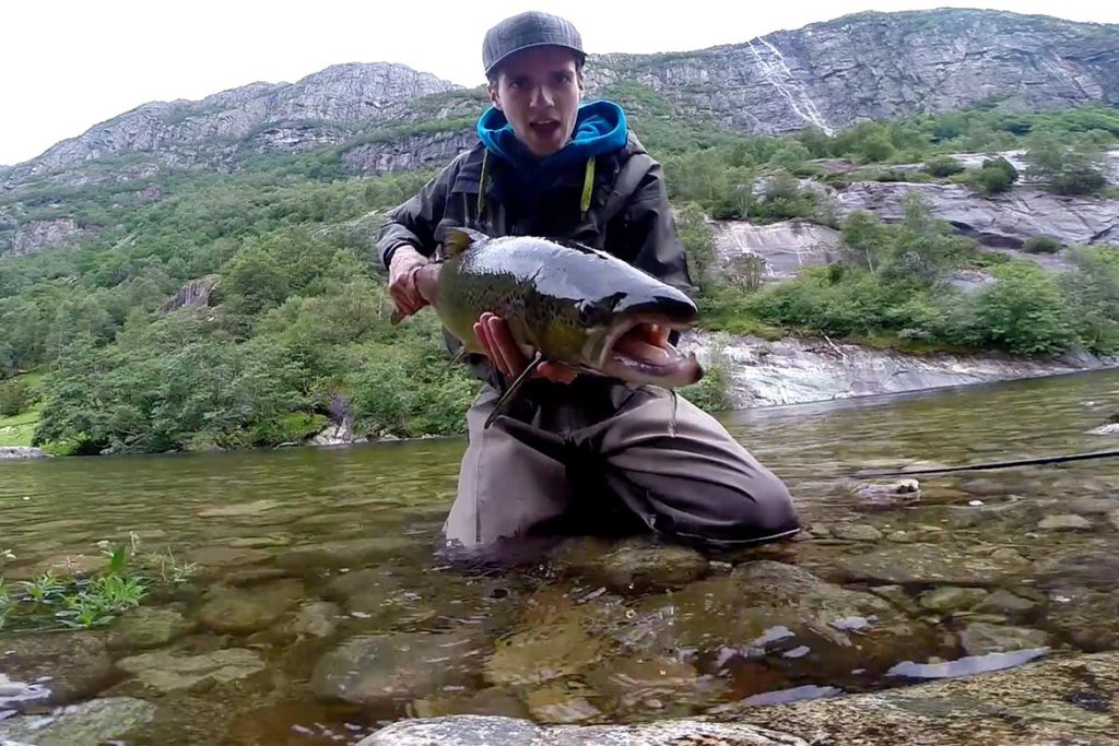 Amazing Fly Fishing